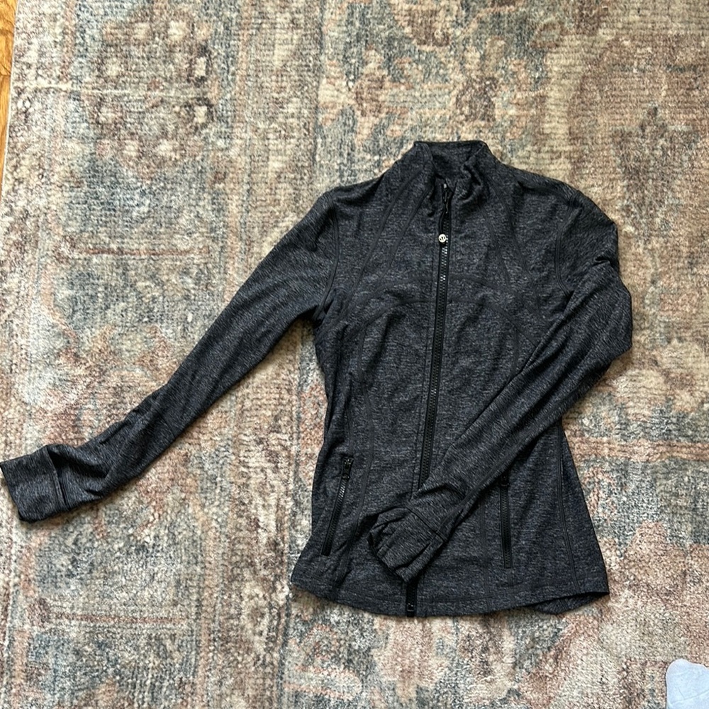 Lululemon zip up size 6